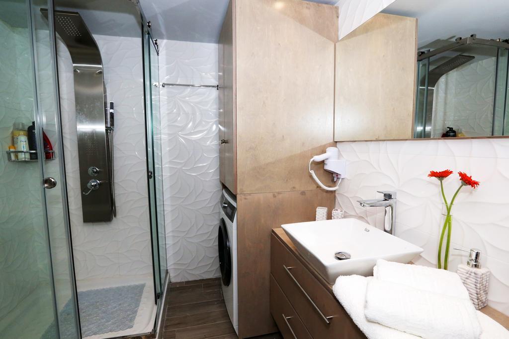 Ninos Luxury Apartment Corfu  Eksteriør bilde